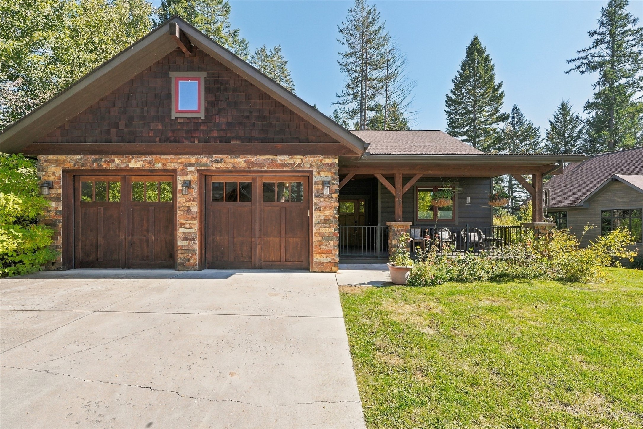 733 Clearwater Drive