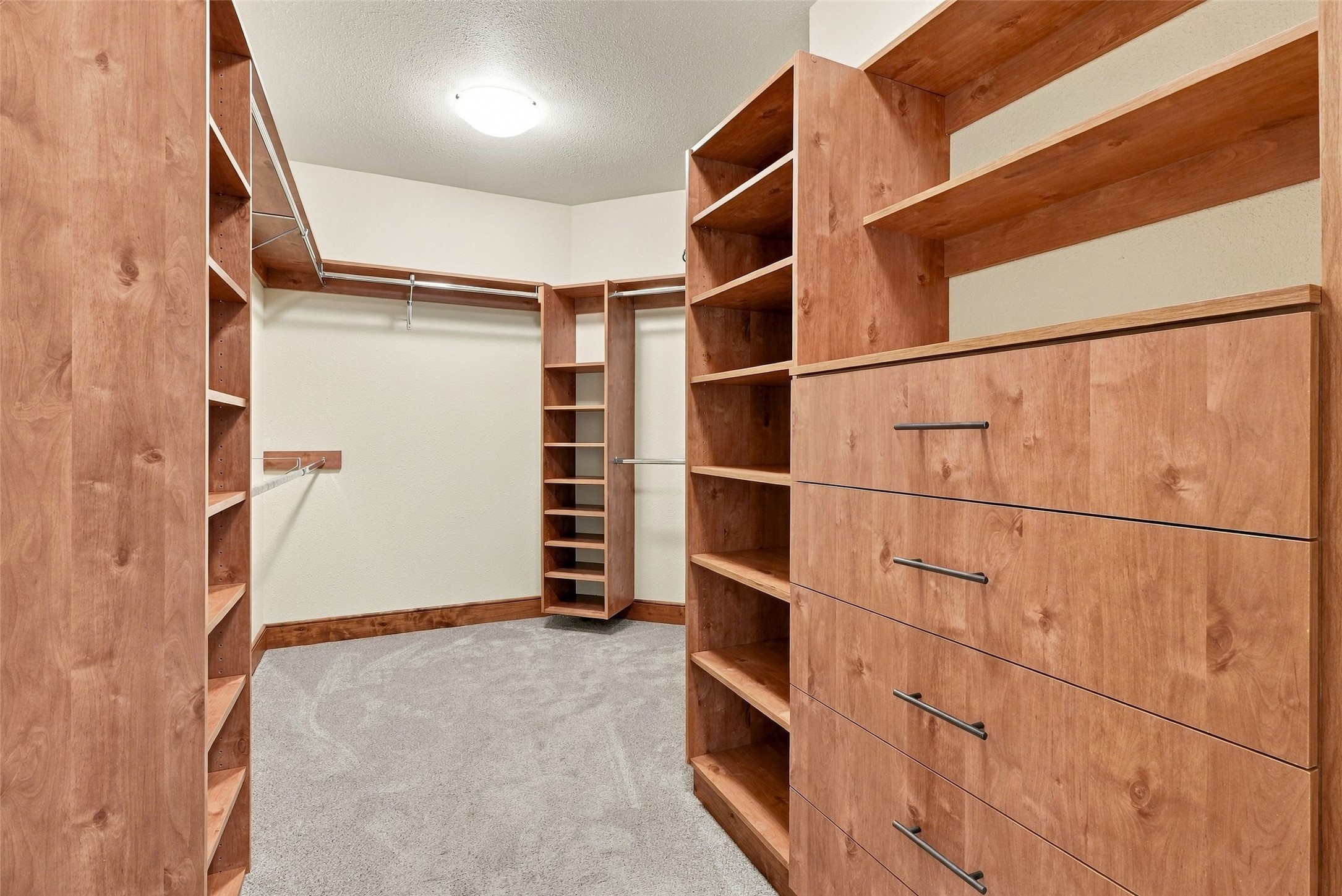 733 Clearwater Drive