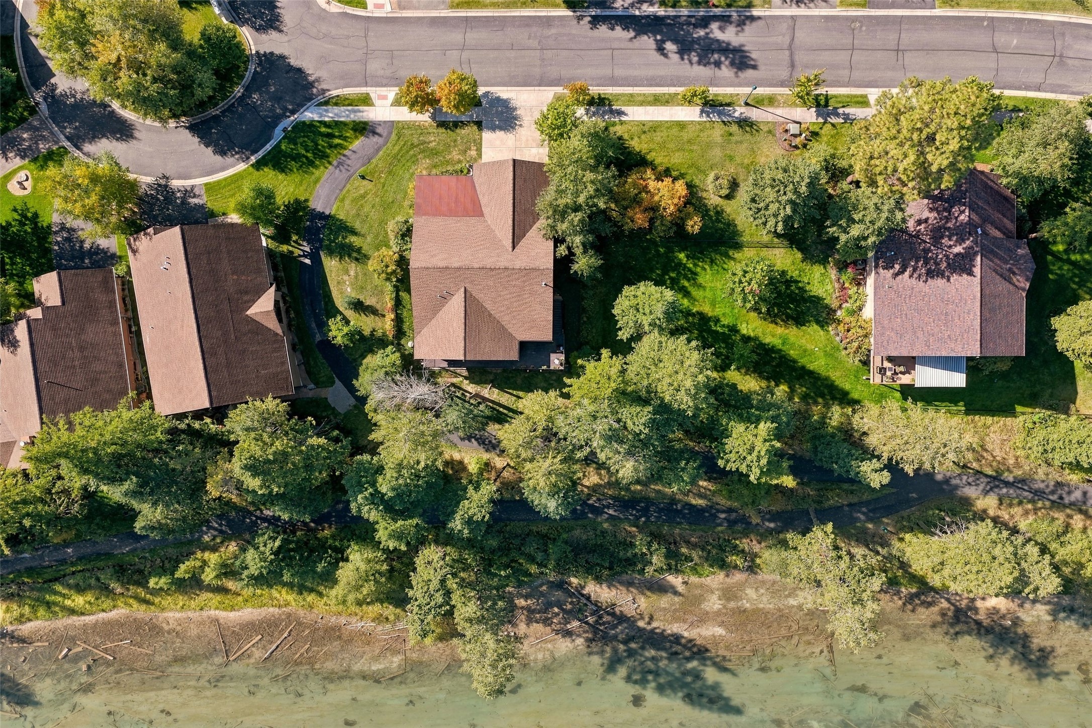 733 Clearwater Drive