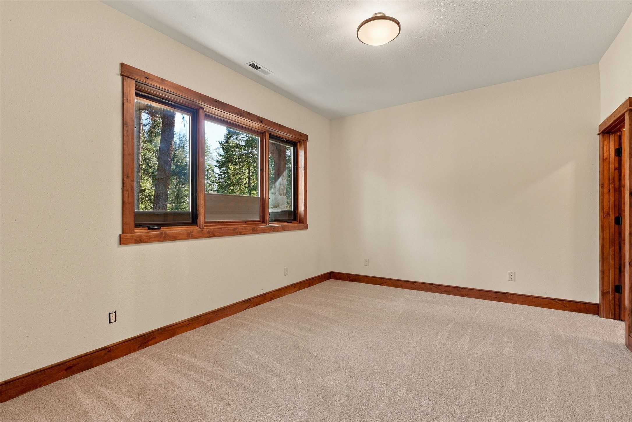 733 Clearwater Drive