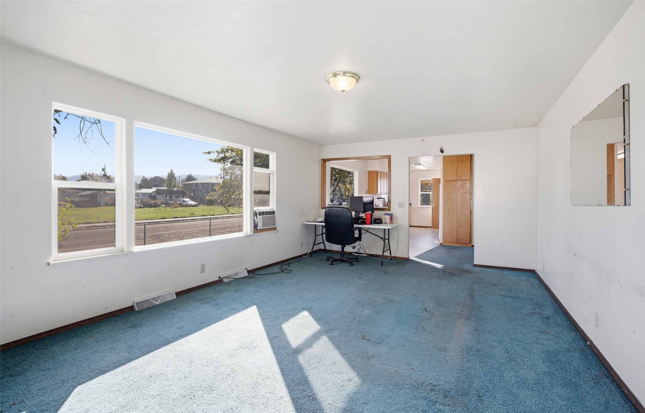 401 9th Avenue W