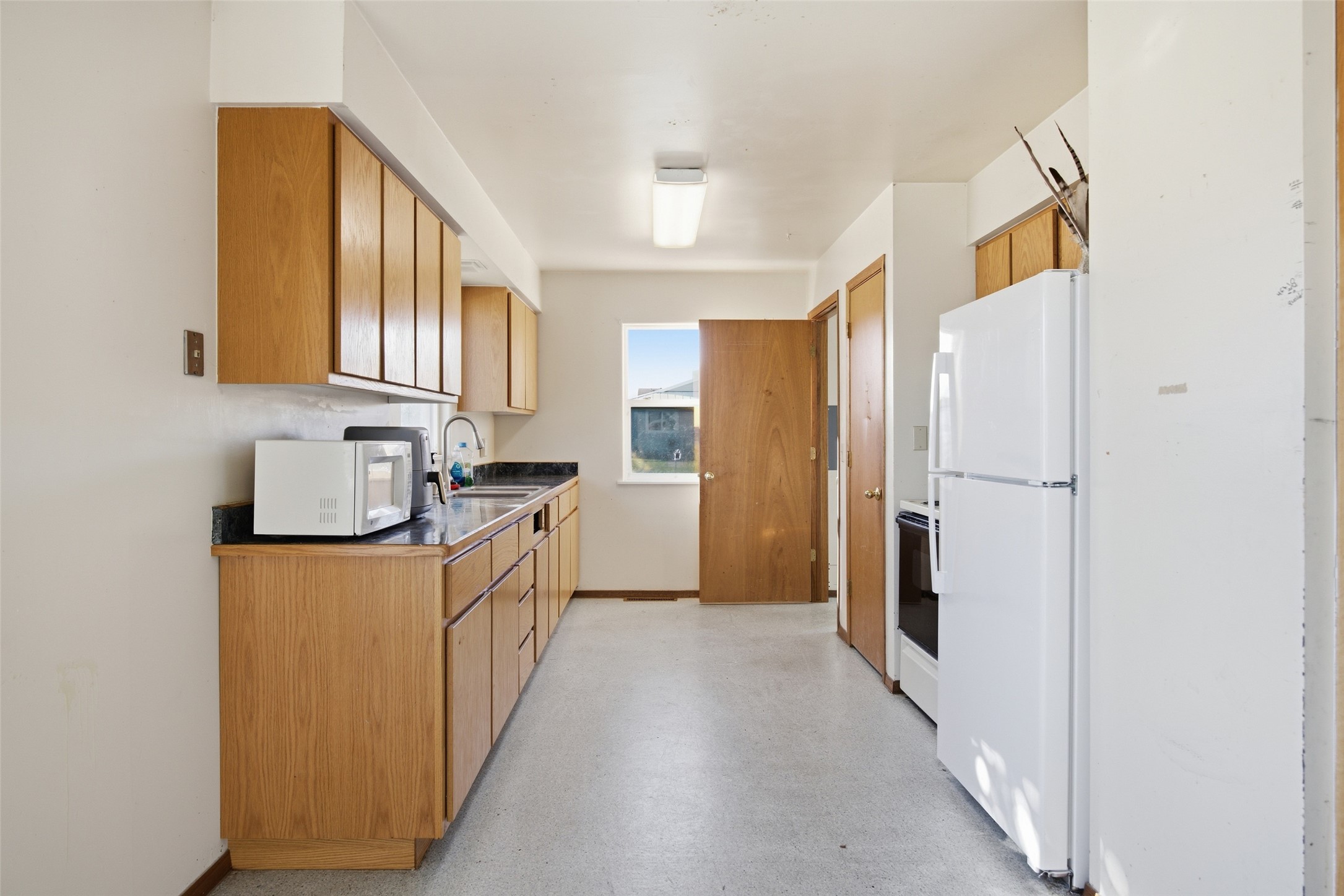 401 9th Avenue W