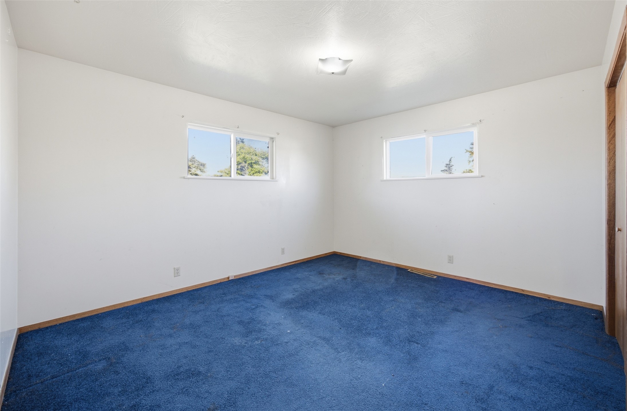 401 9th Avenue W