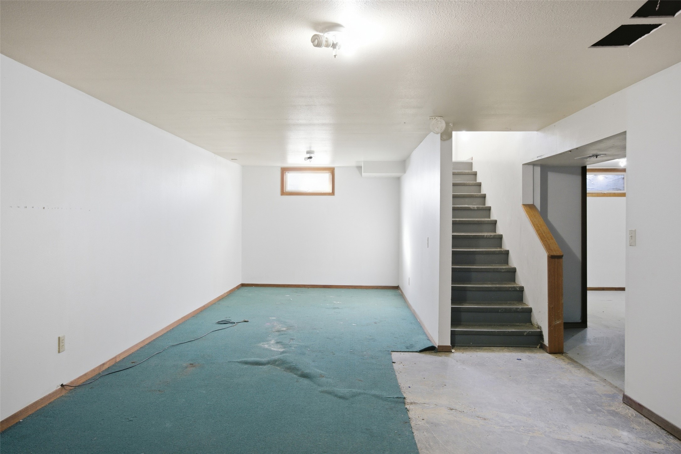 401 9th Avenue W