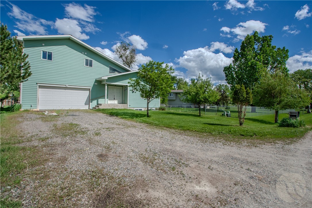 745 Thicket LANE