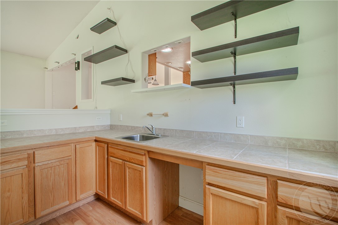 745 Thicket LANE