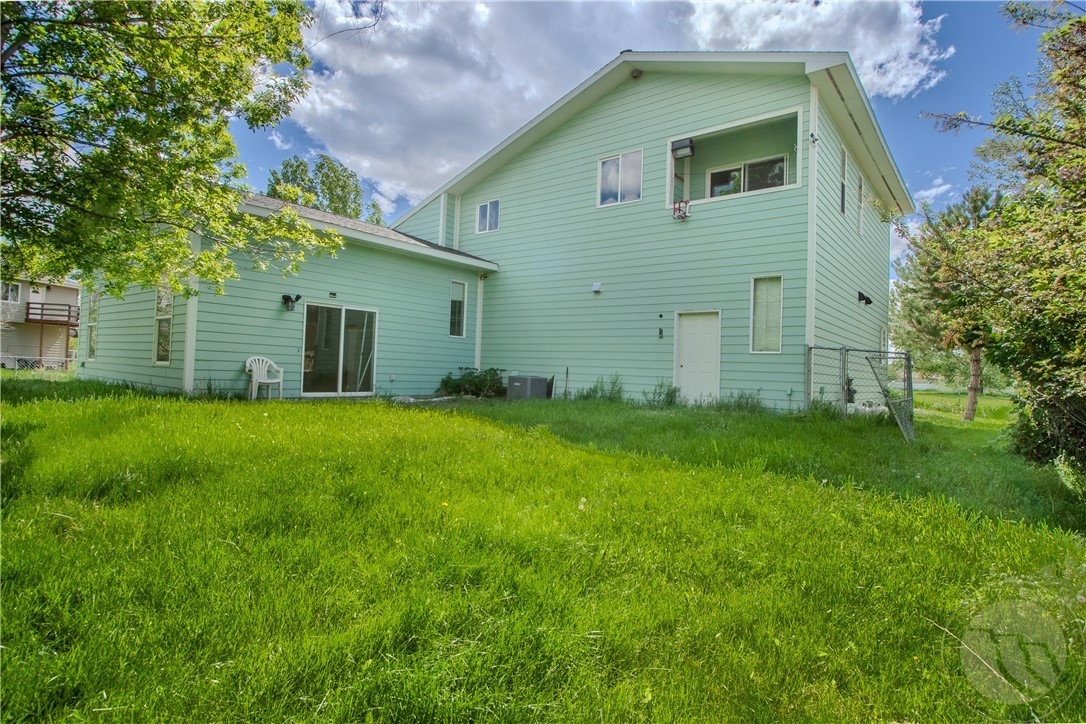 745 Thicket LANE