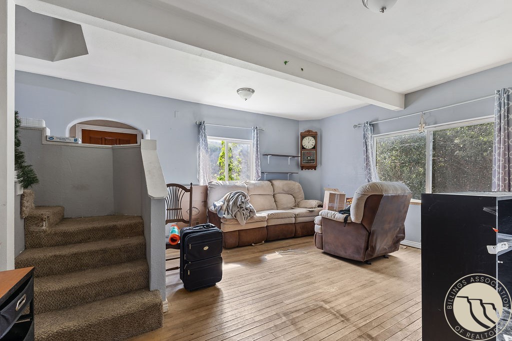 102 Riverside ROAD