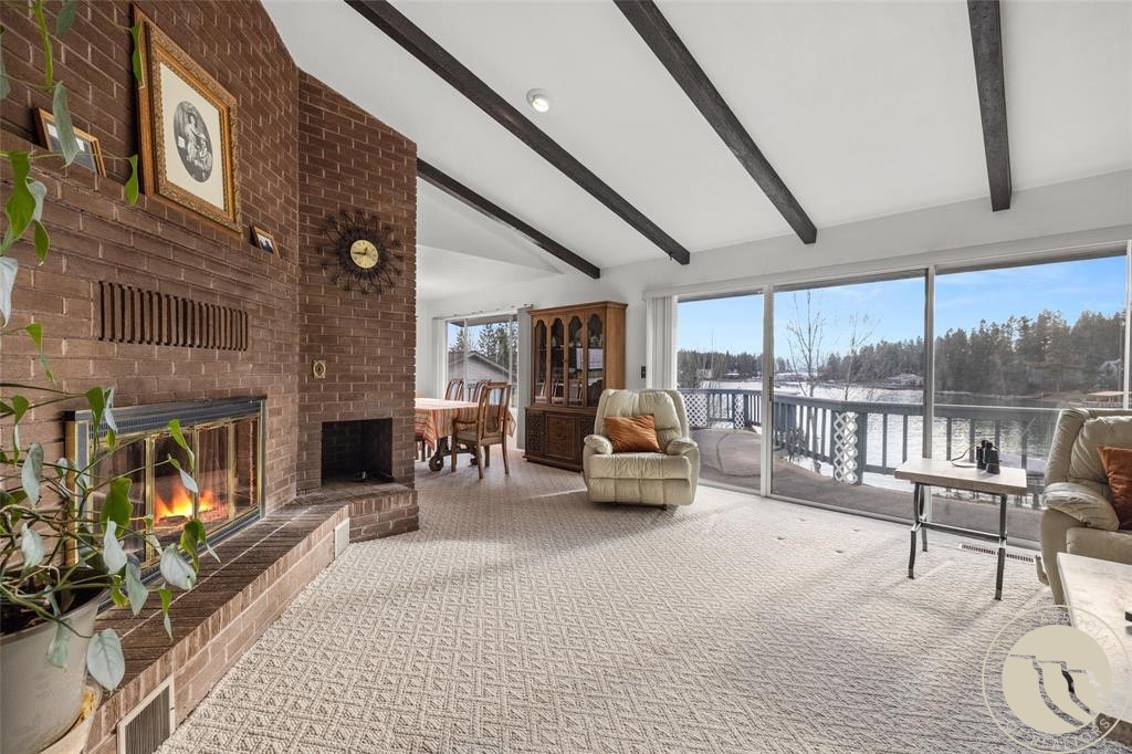 205 Lakeshore Drive