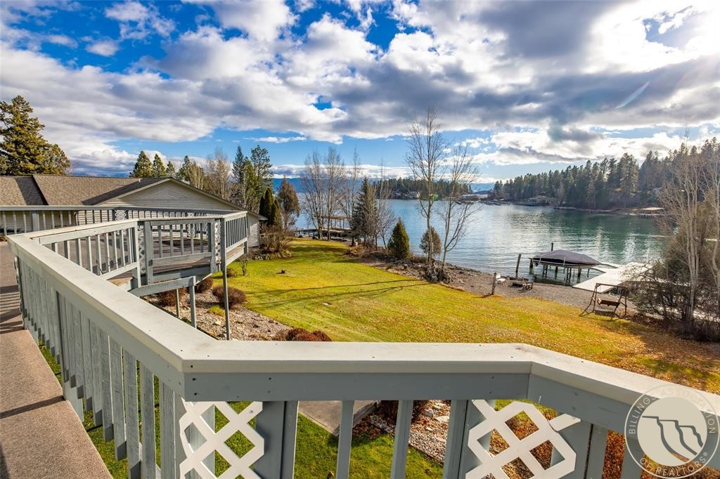 205 Lakeshore Drive
