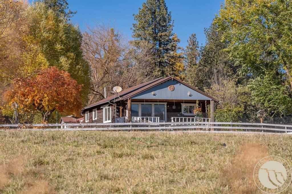 4 Courtier Road