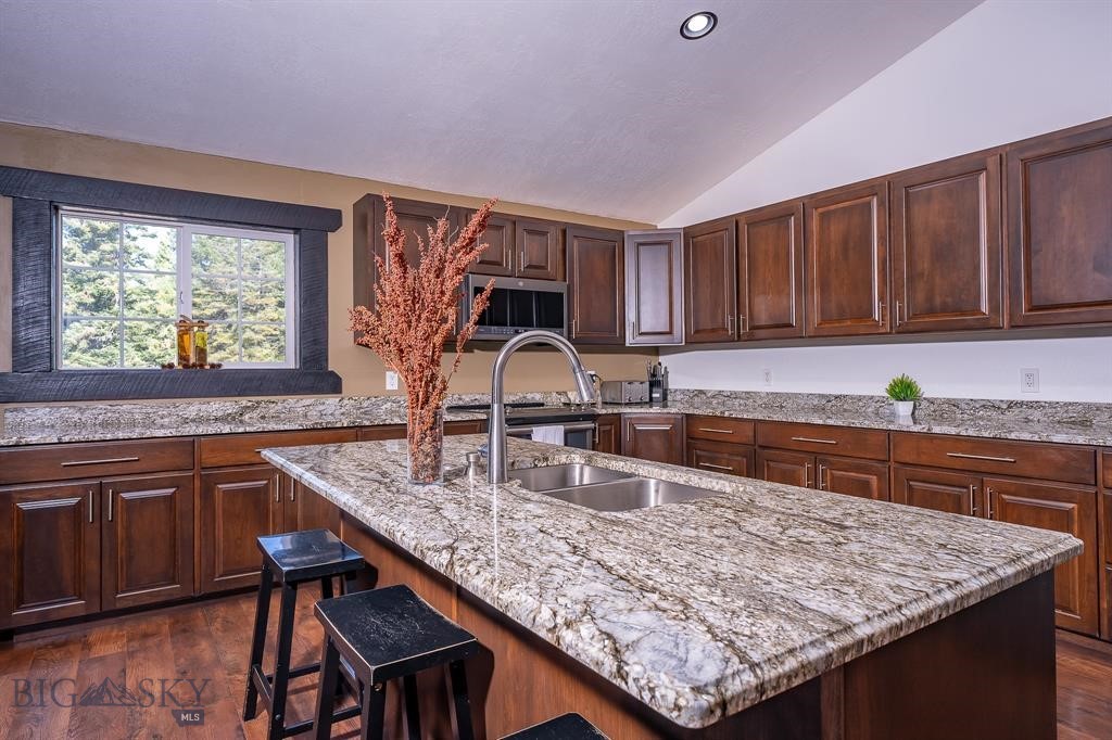44 Copper Ridge