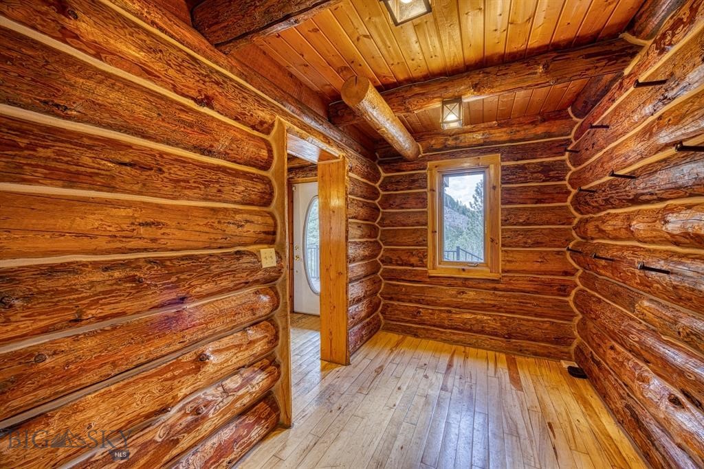 149 Novak Creek