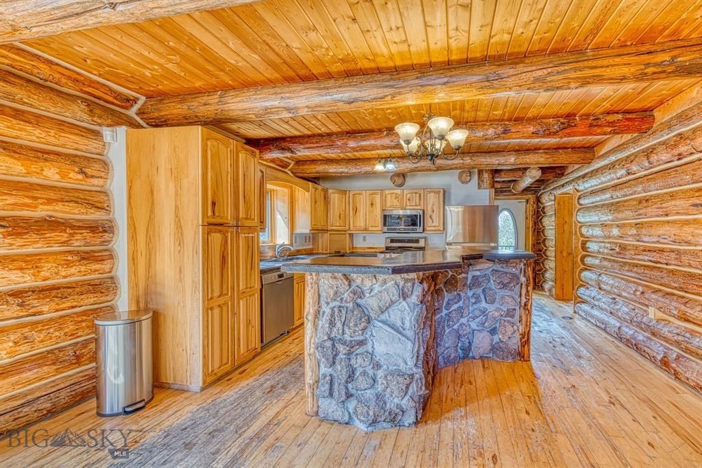 149 Novak Creek