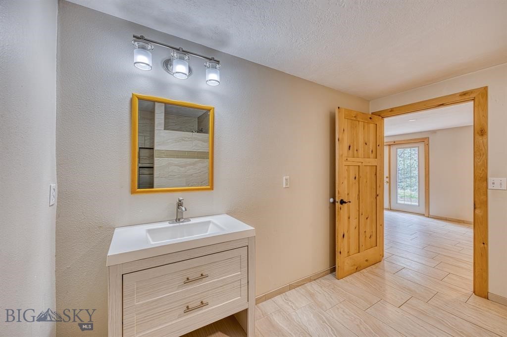 149 Novak Creek