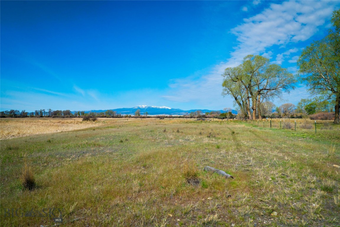 TBD N Lewis and Clark Trail Lot 27
