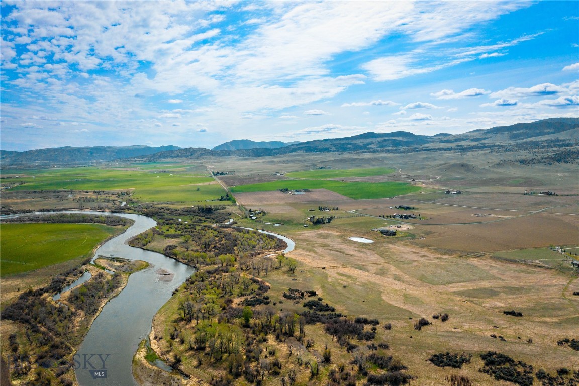 TBD N Lewis and Clark Trail Lot 27