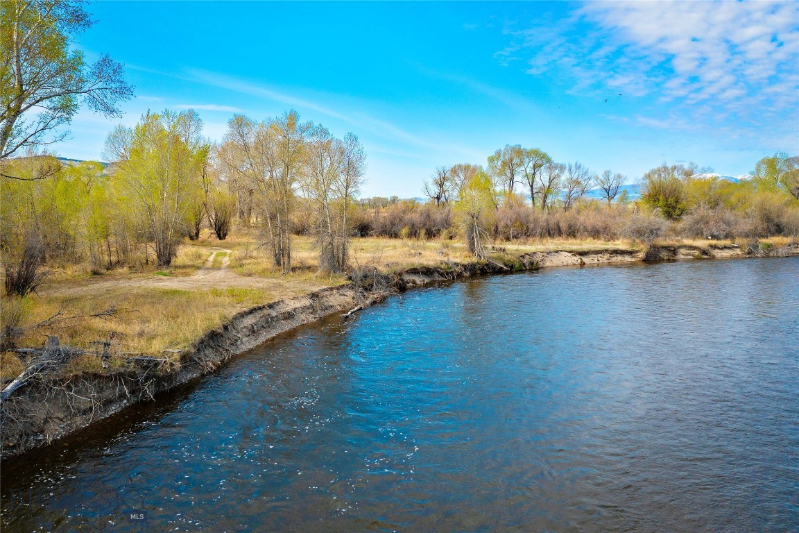 TBD N Lewis and Clark Trail Lot 27