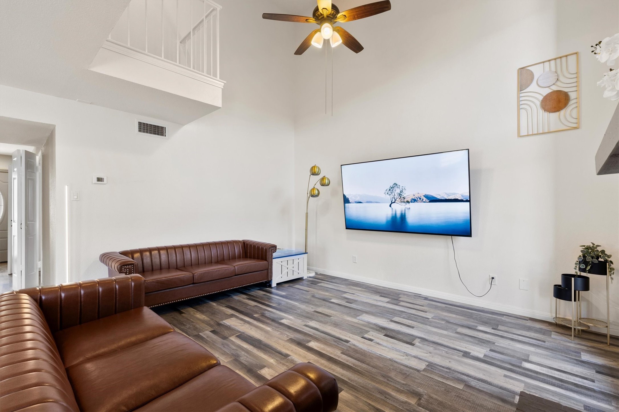 6375 Southpoint Drive
