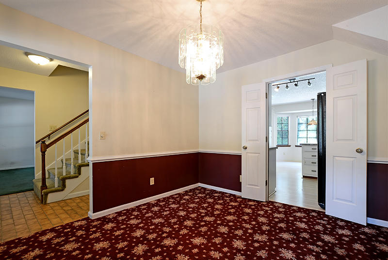 121 Blake Dr