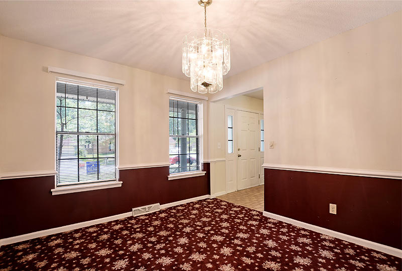 121 Blake Dr