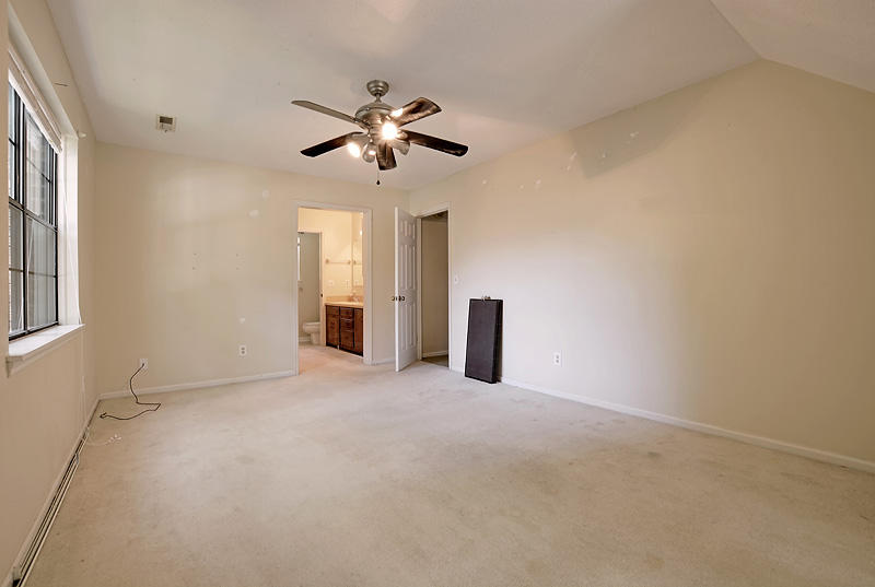 121 Blake Dr