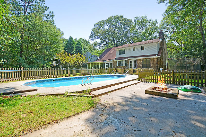 121 Blake Dr