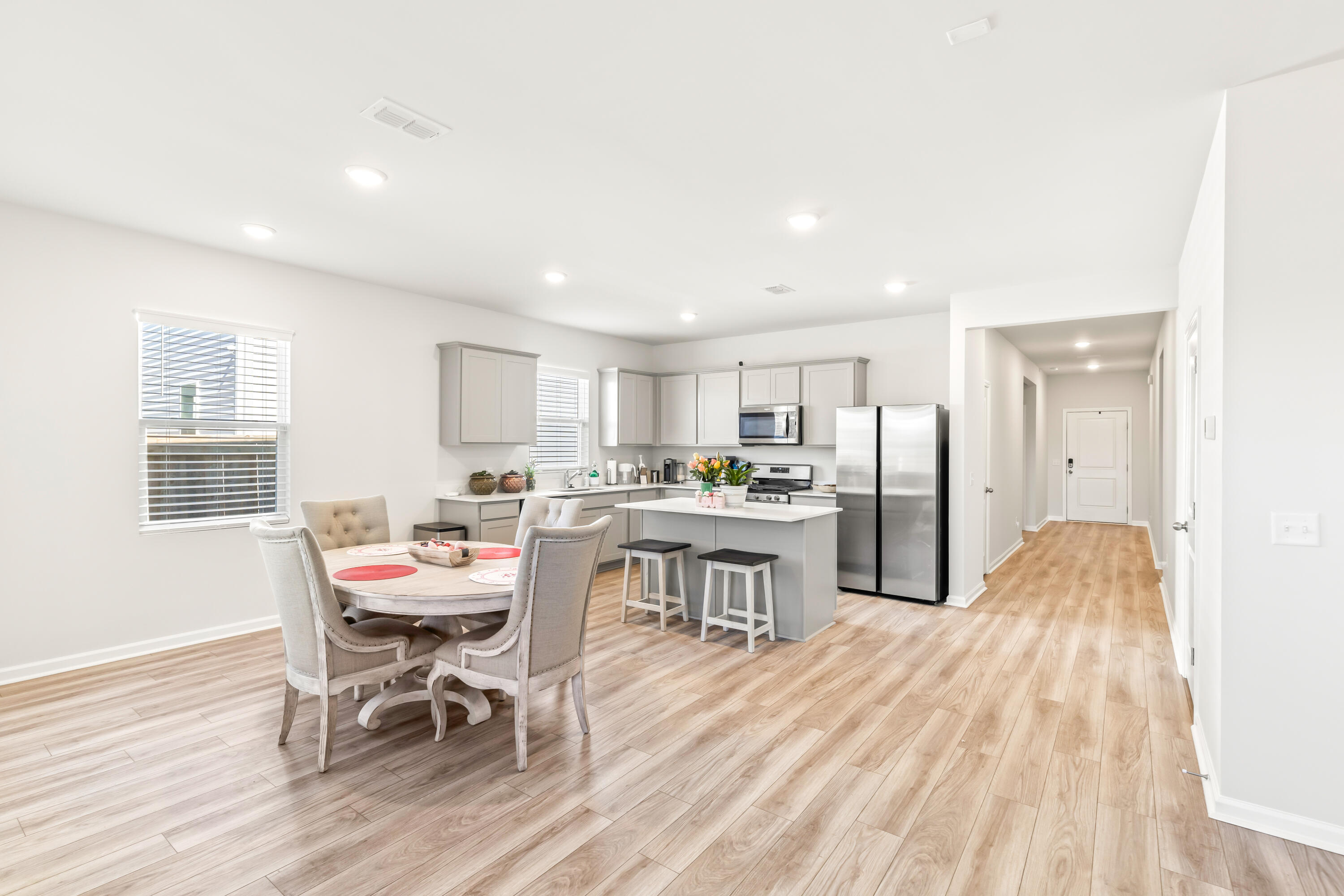 294 W Bradford Pointe Drive