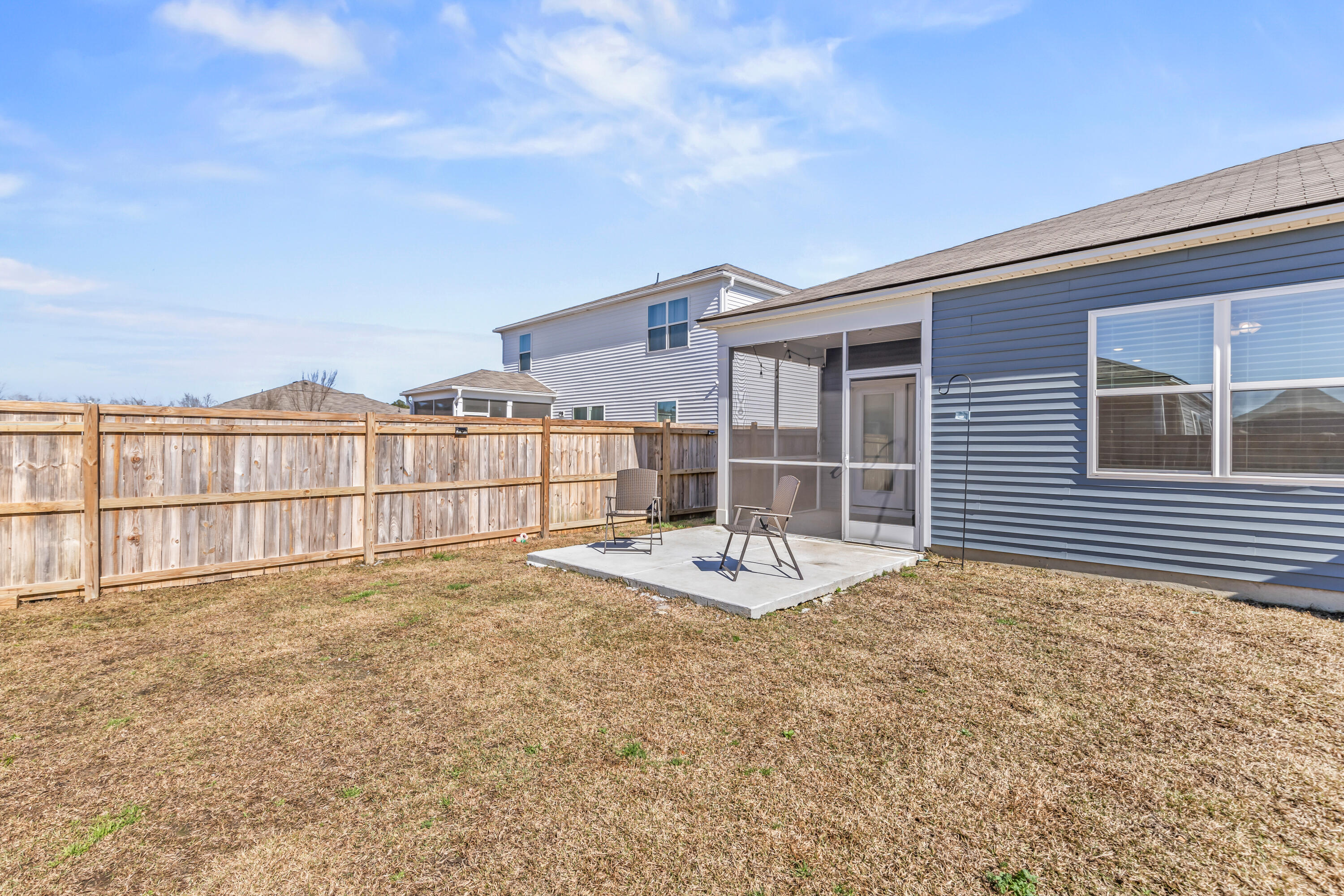 294 W Bradford Pointe Drive