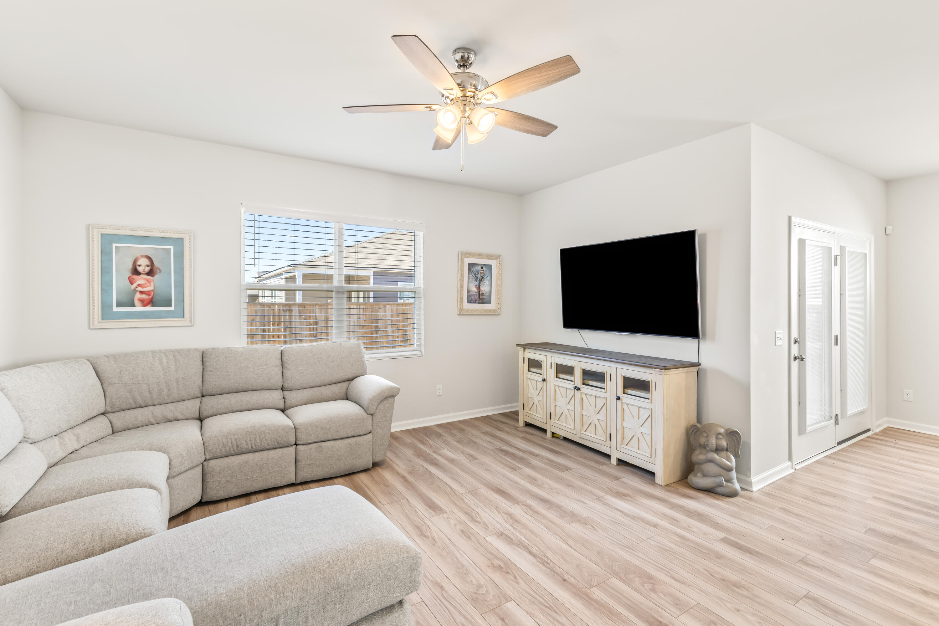 294 W Bradford Pointe Drive