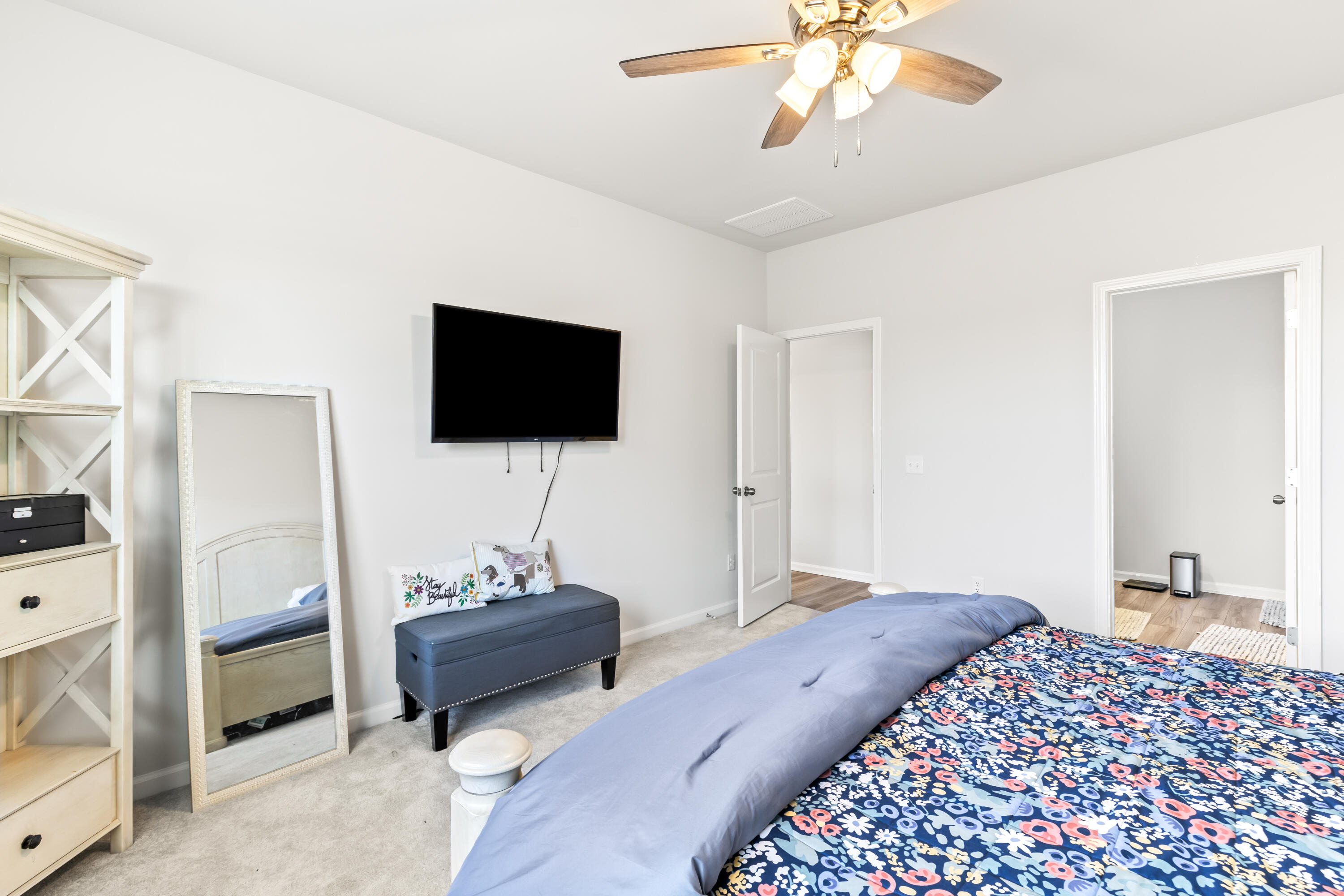 294 W Bradford Pointe Drive