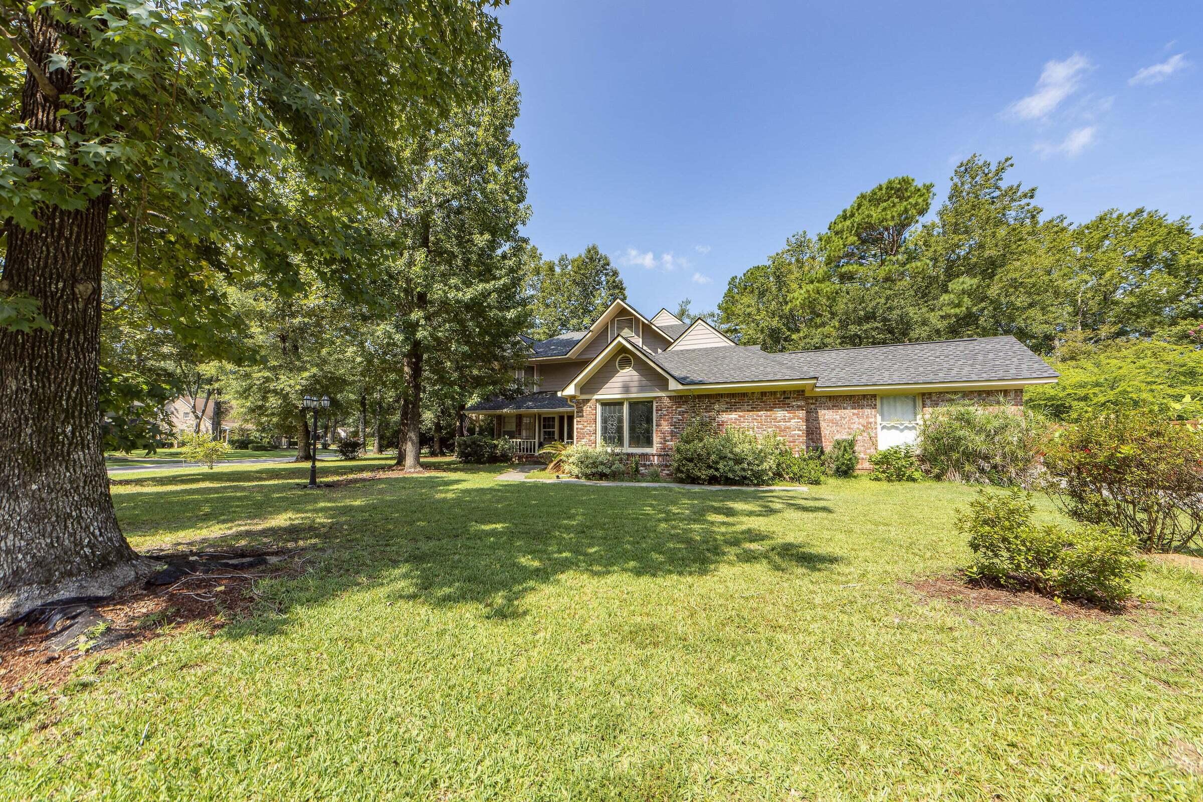101 Knottingham Drive