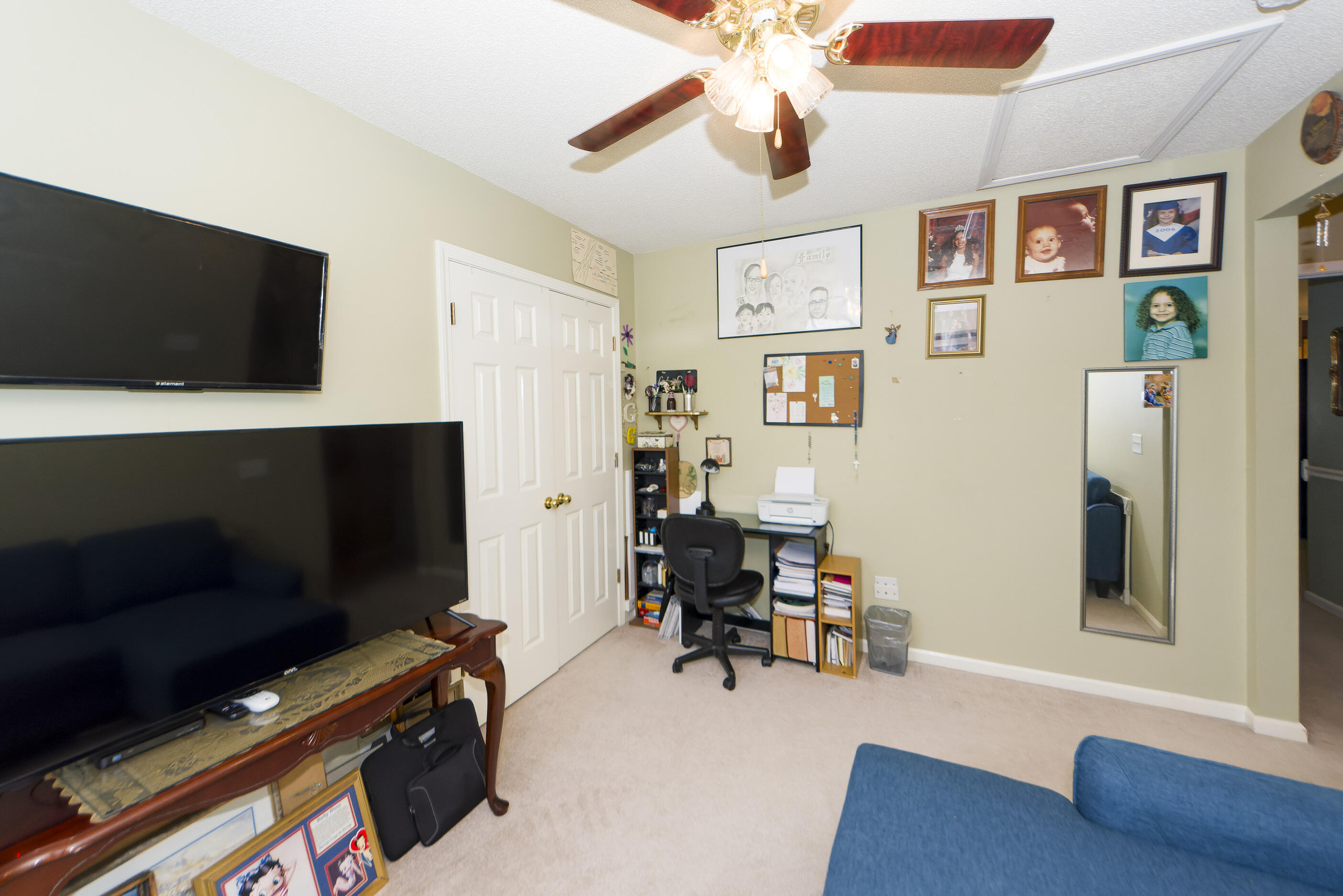 3028 Maple Leaf Drive
