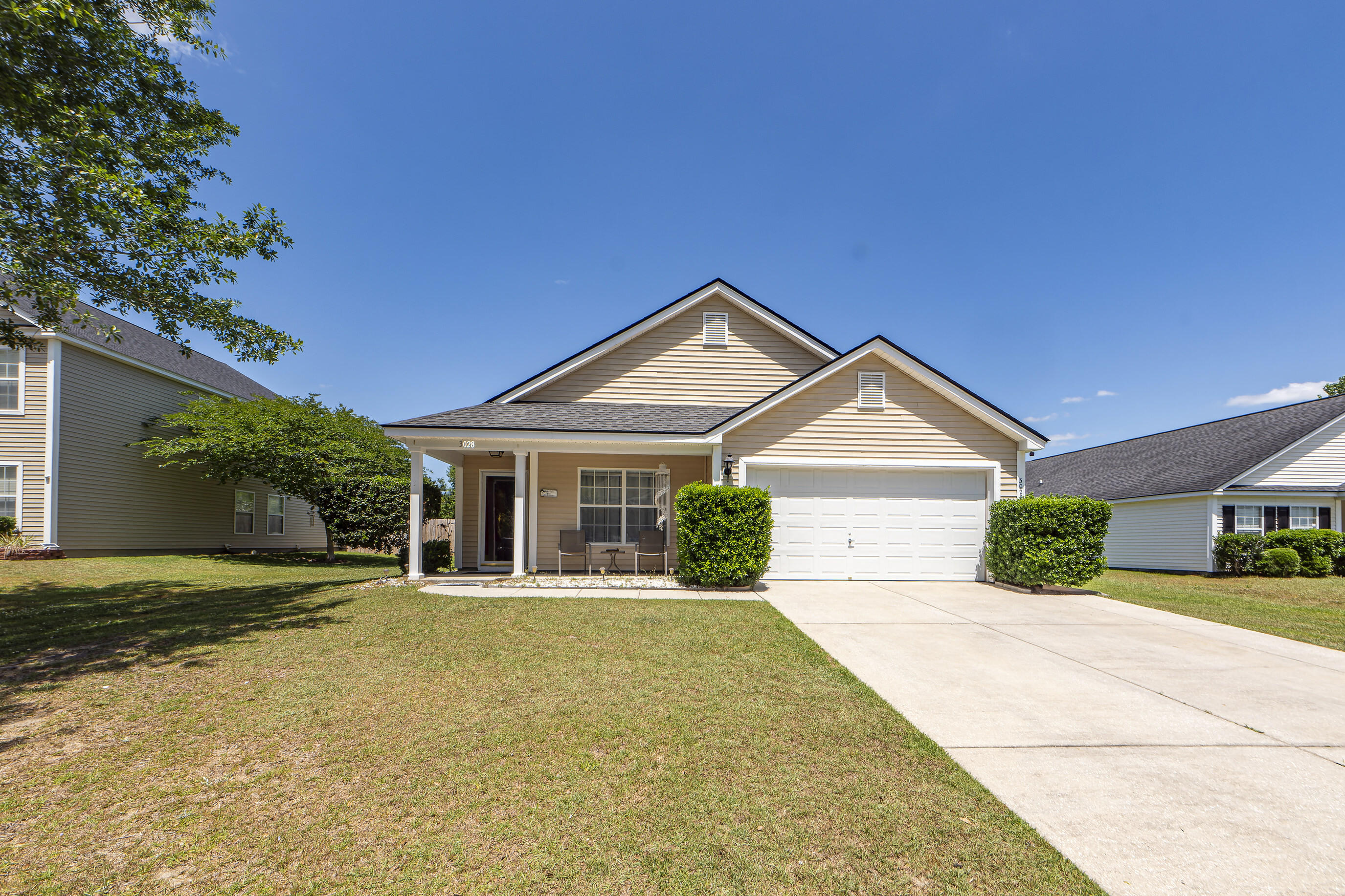 3028 Maple Leaf Drive