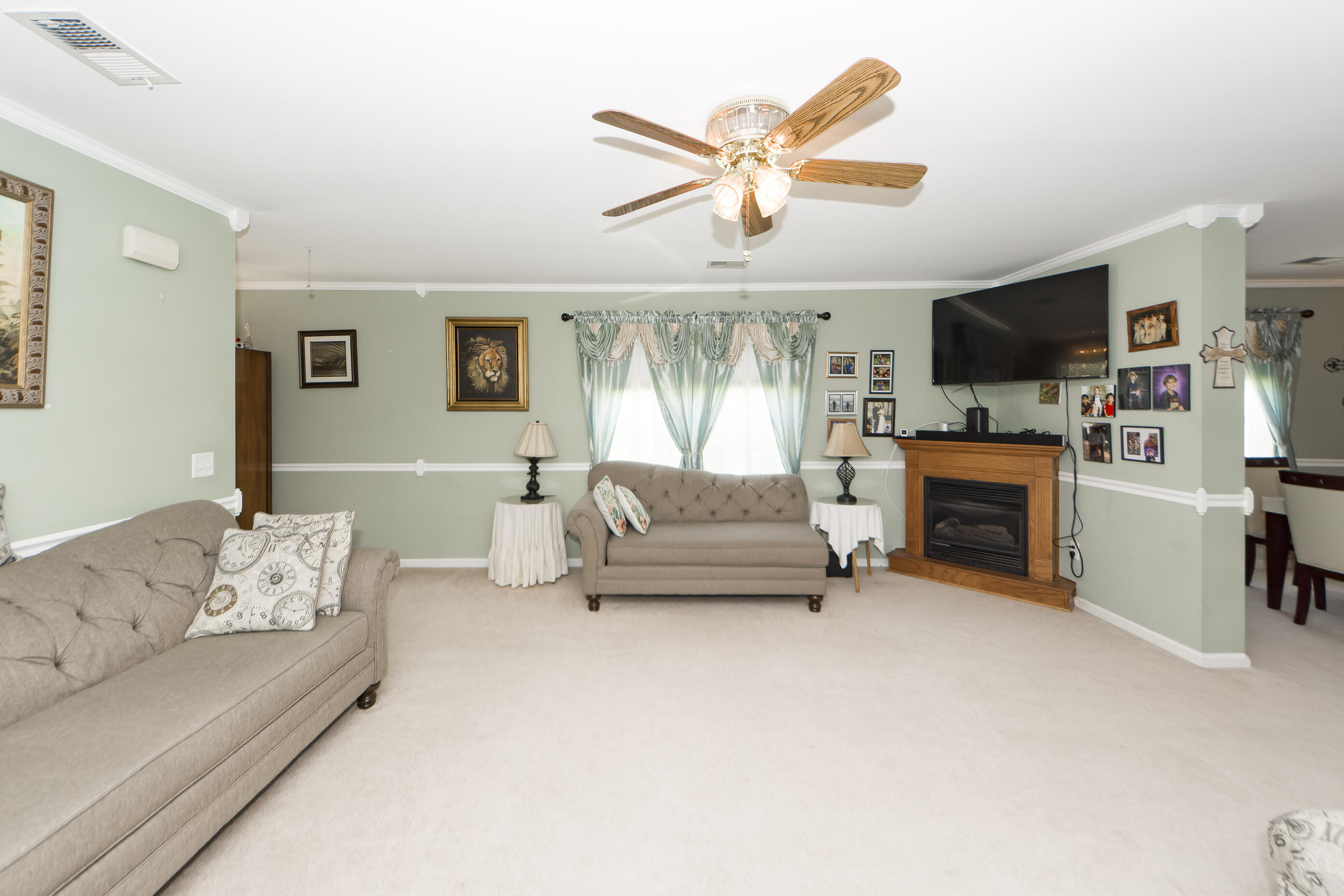 3028 Maple Leaf Drive