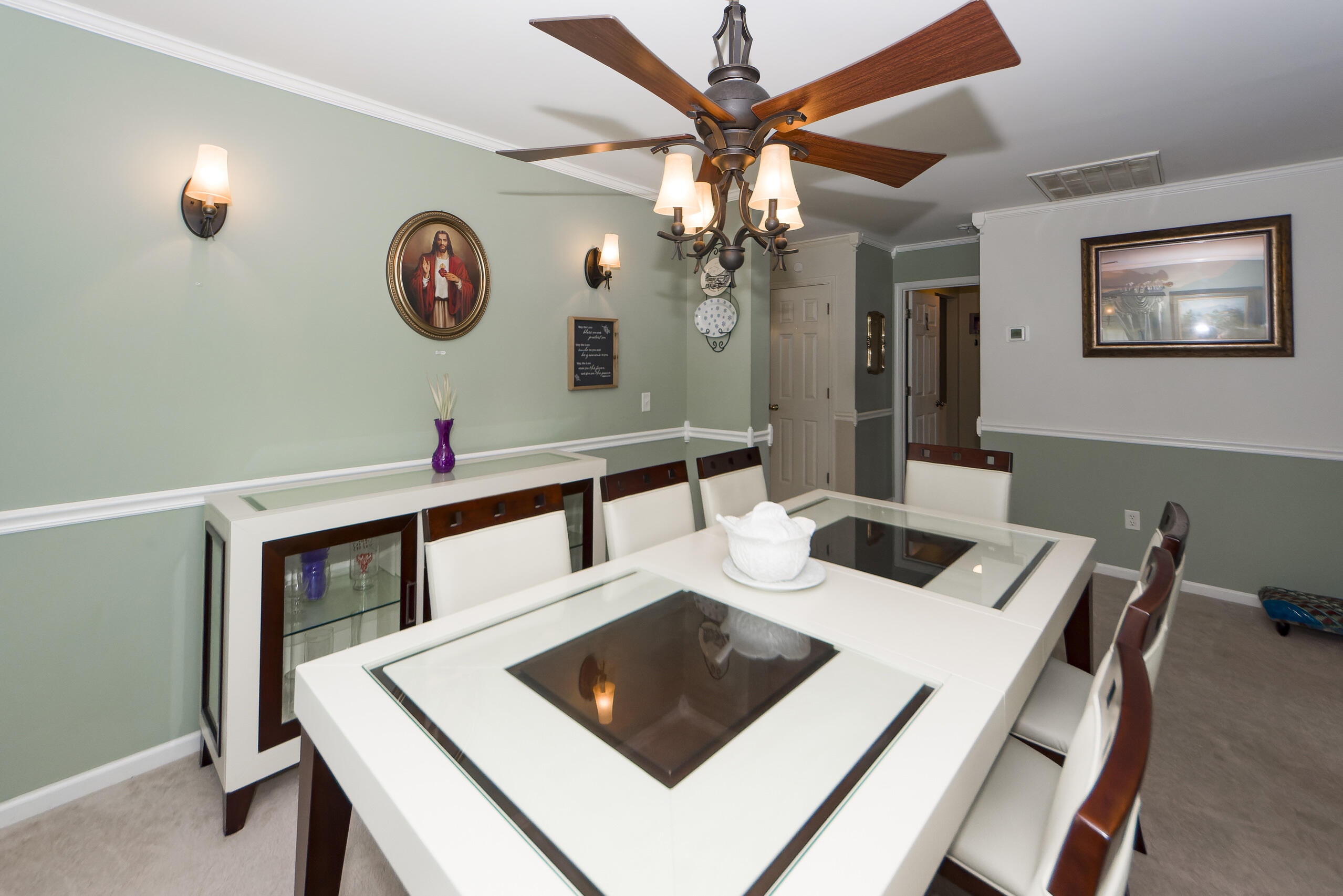3028 Maple Leaf Drive