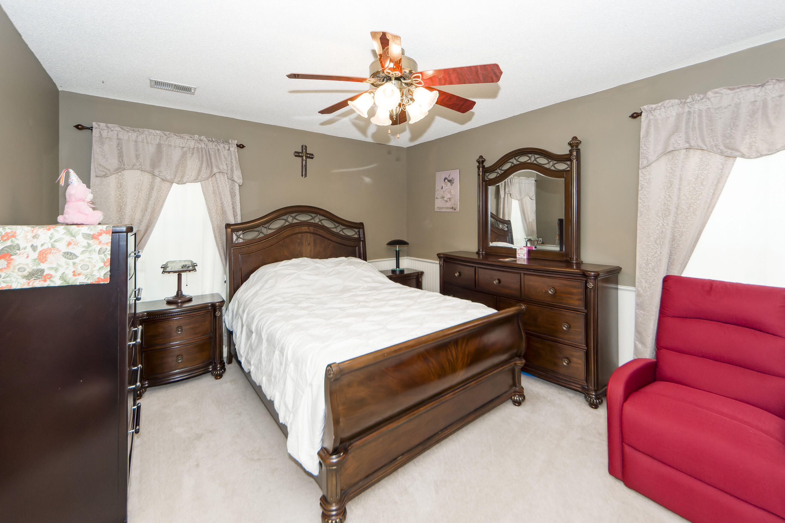 3028 Maple Leaf Drive