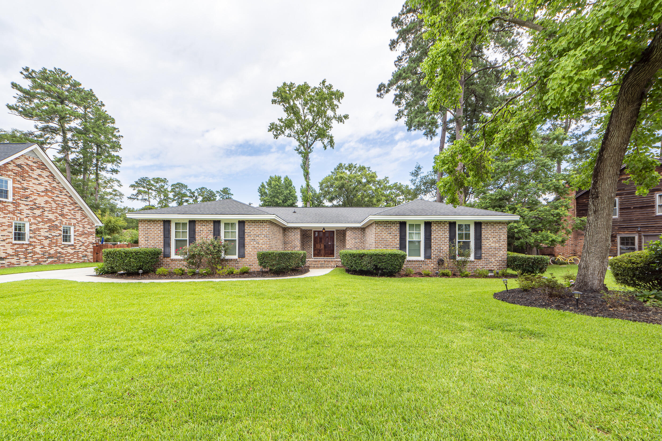 103 Dove Lane