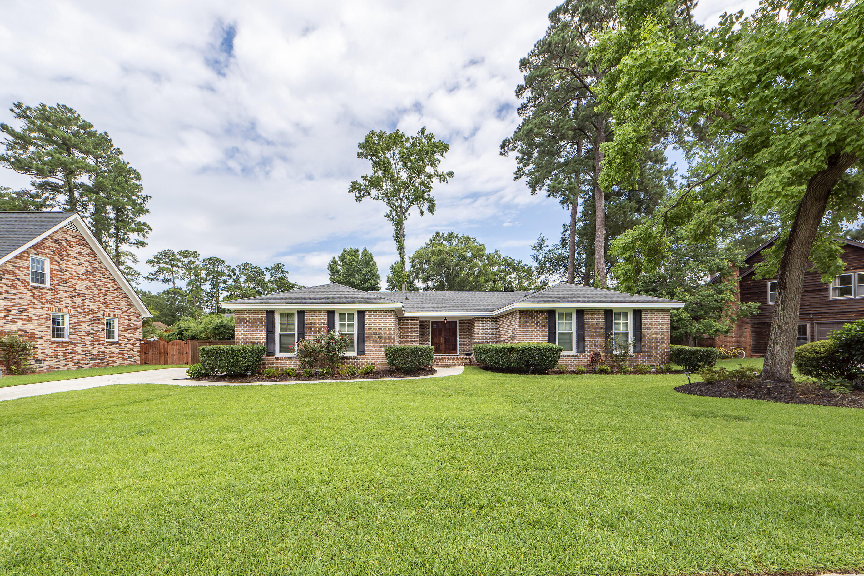 103 Dove Lane
