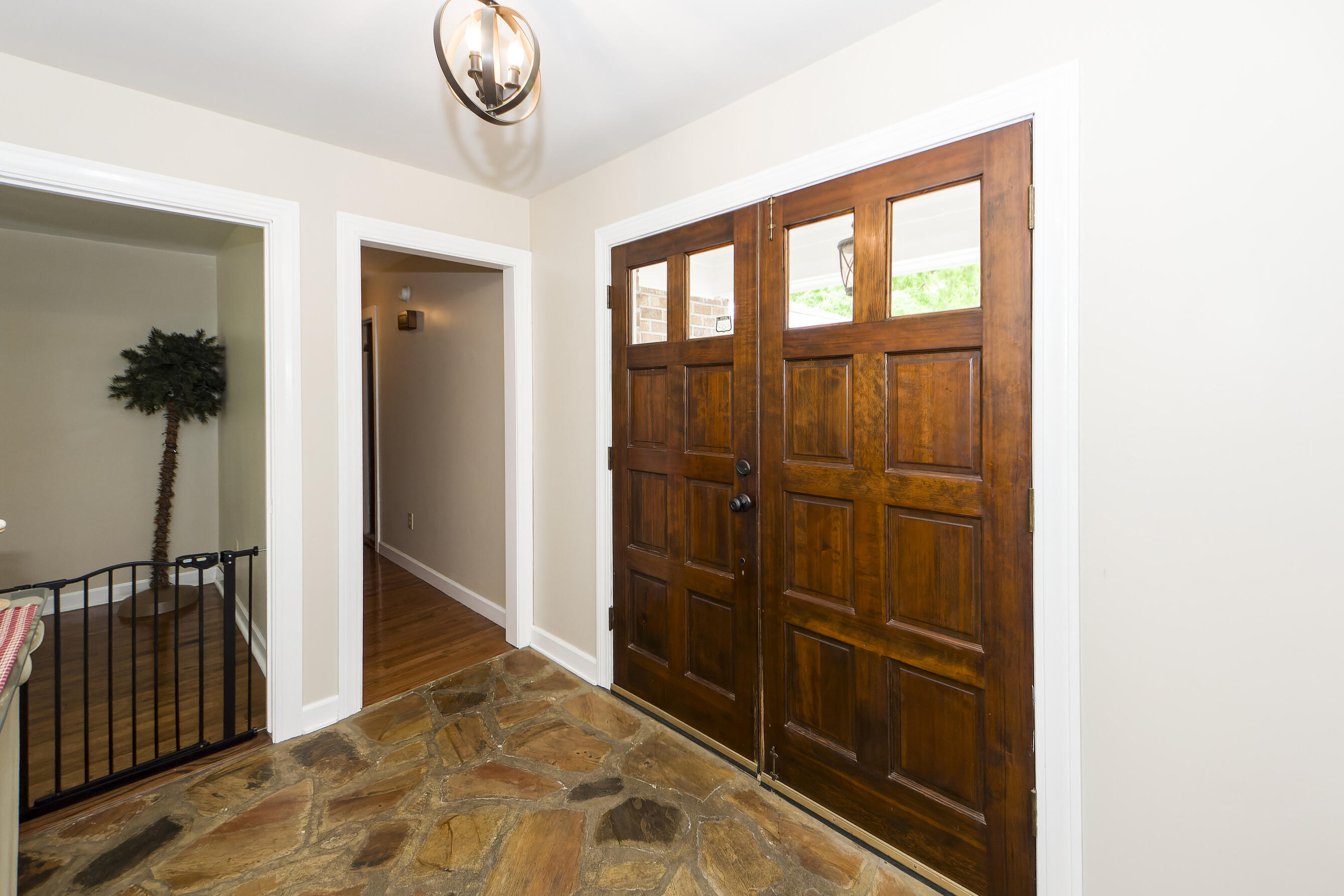 103 Dove Lane