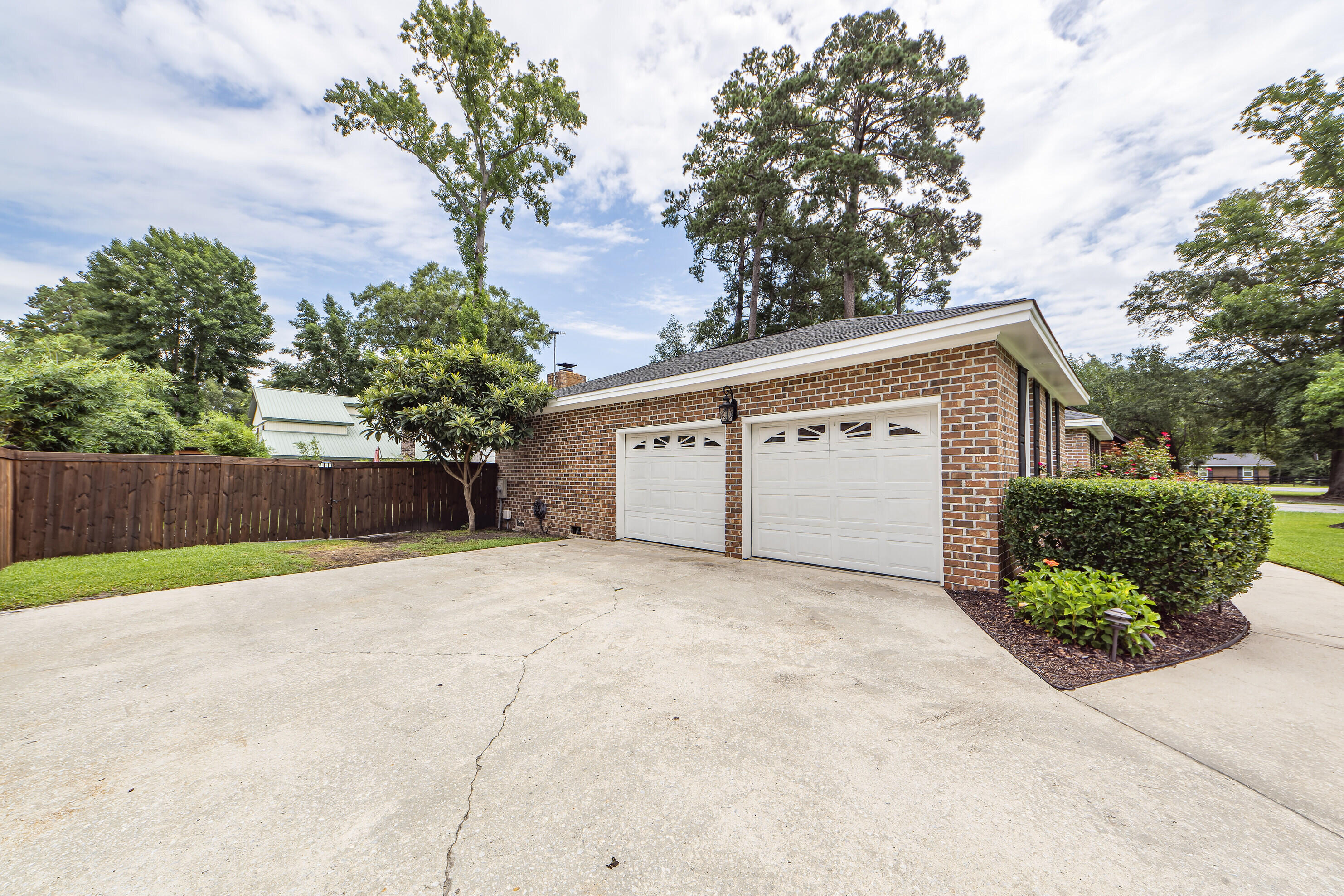 103 Dove Lane