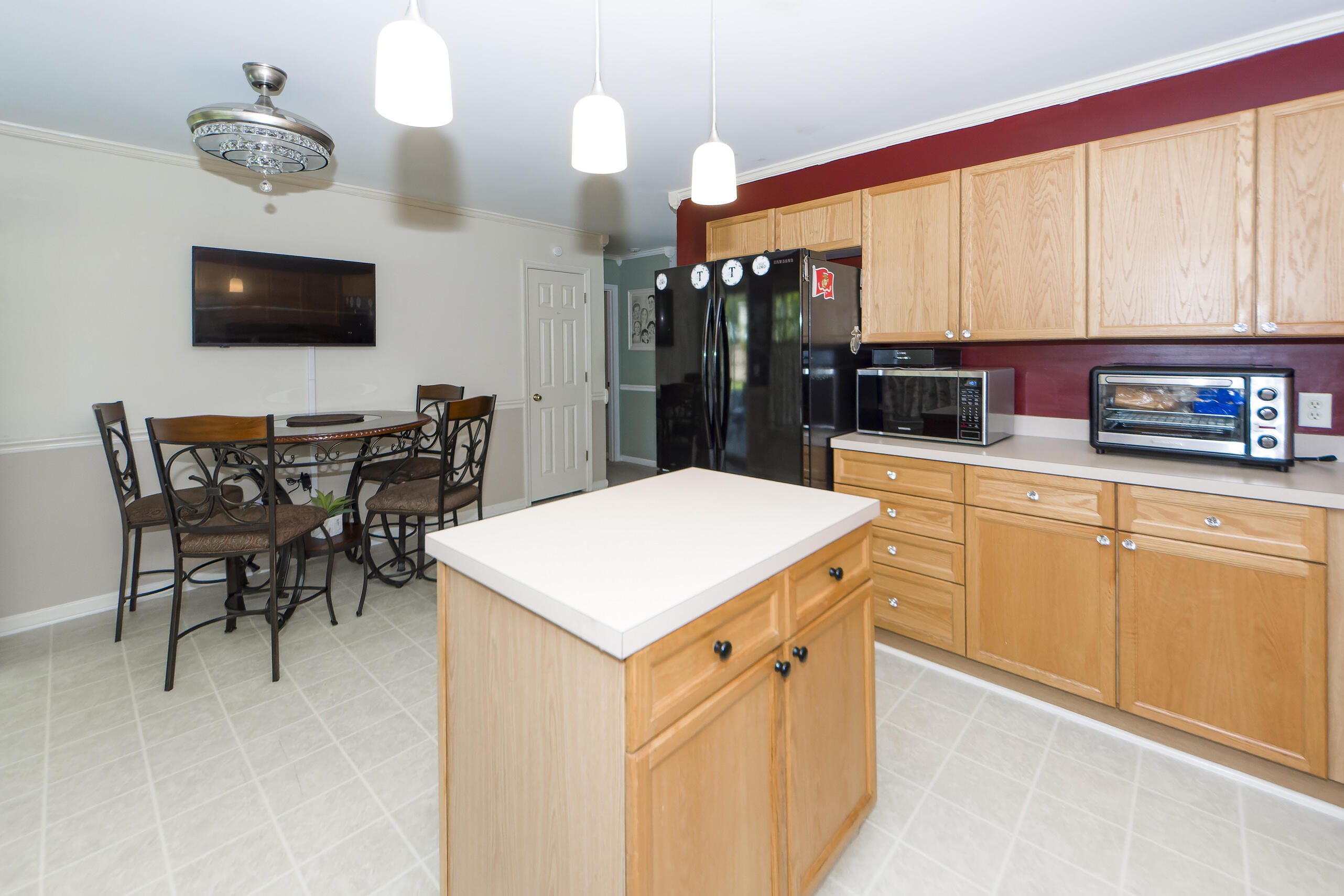 3028 Mapleleaf Drive