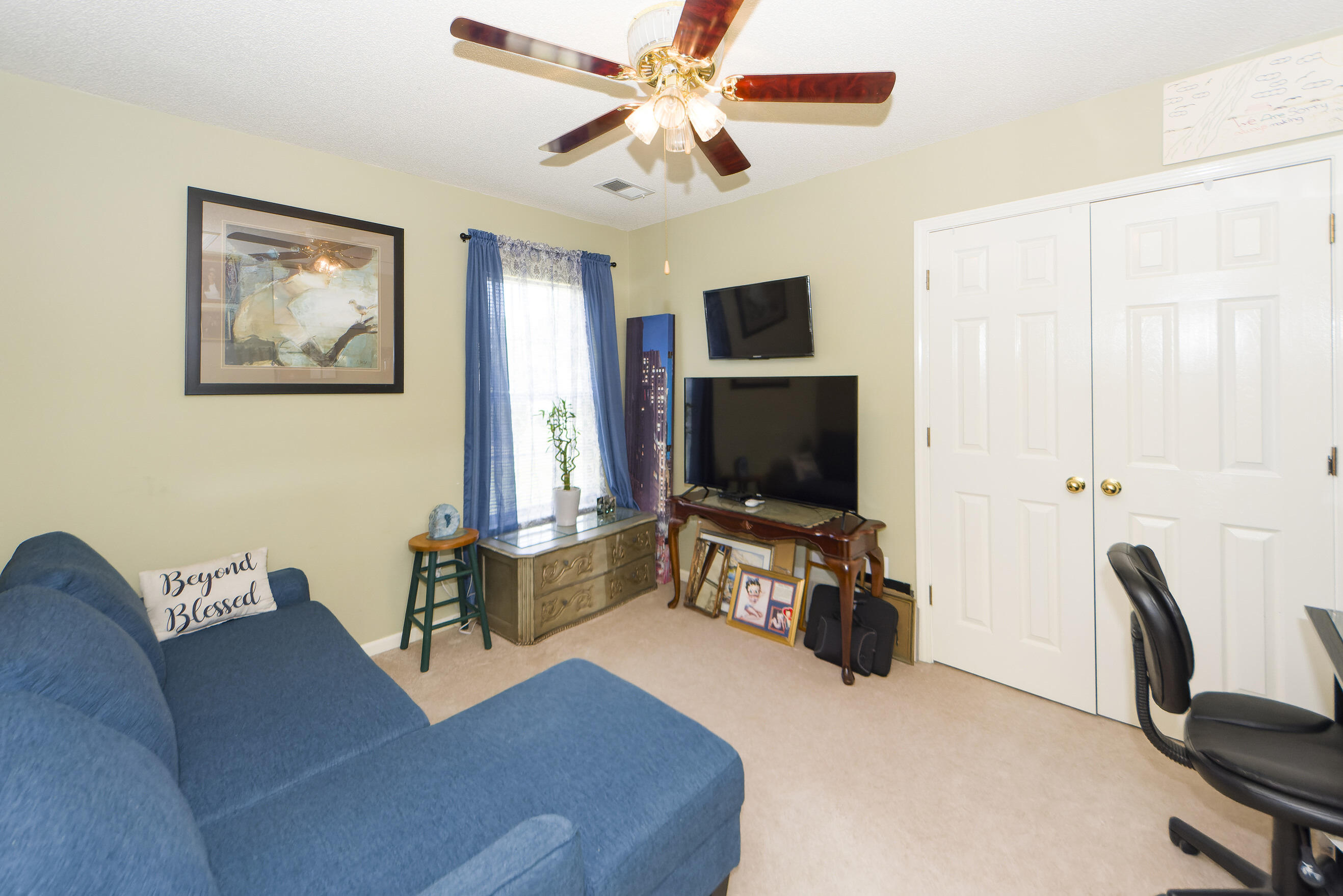 3028 Mapleleaf Drive