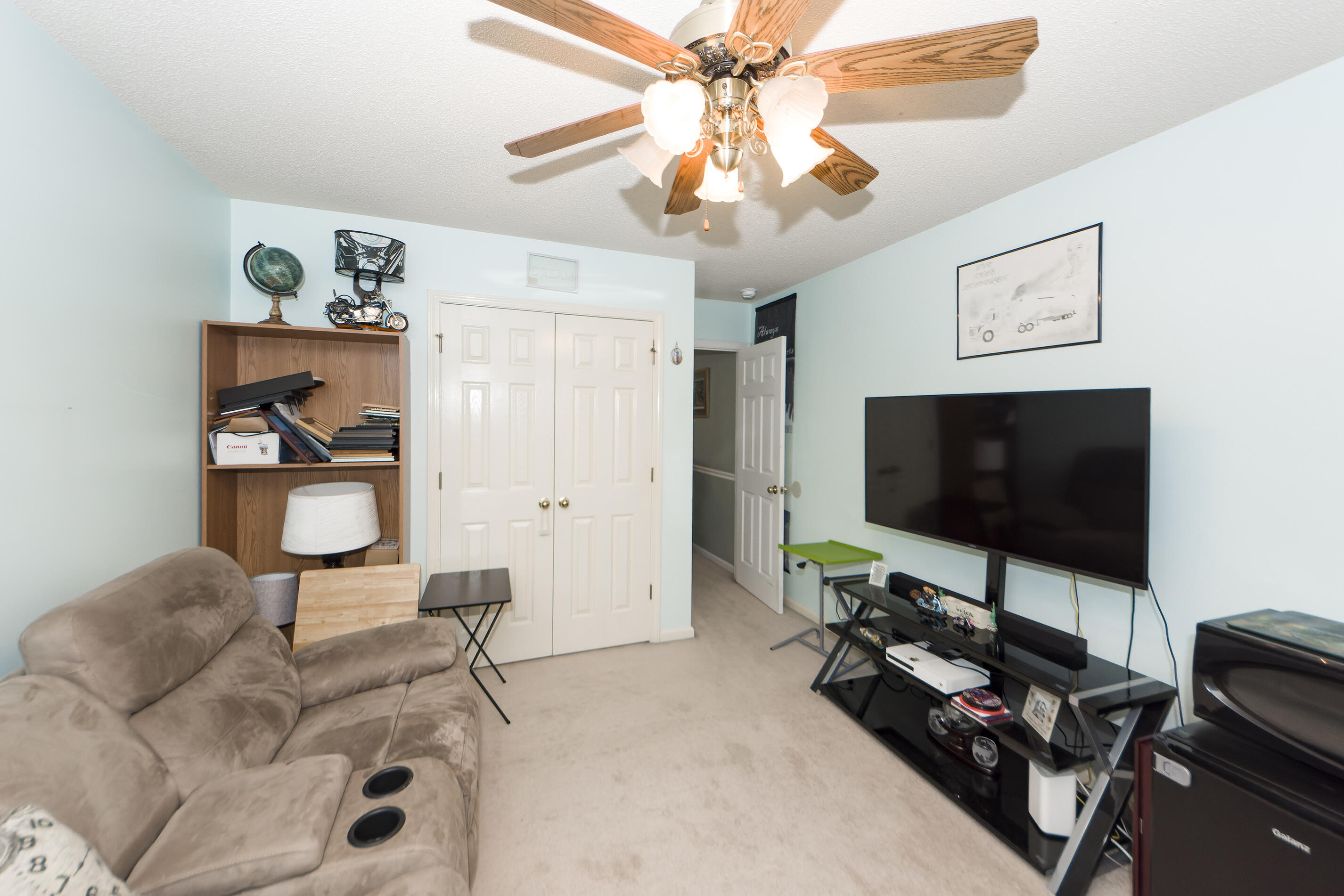 3028 Mapleleaf Drive