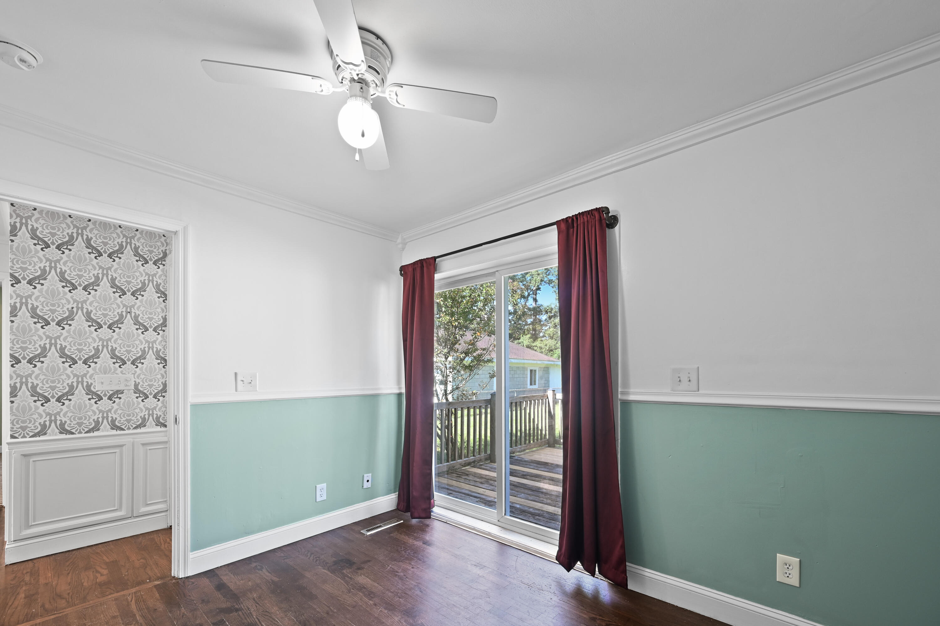 221 Vine Street