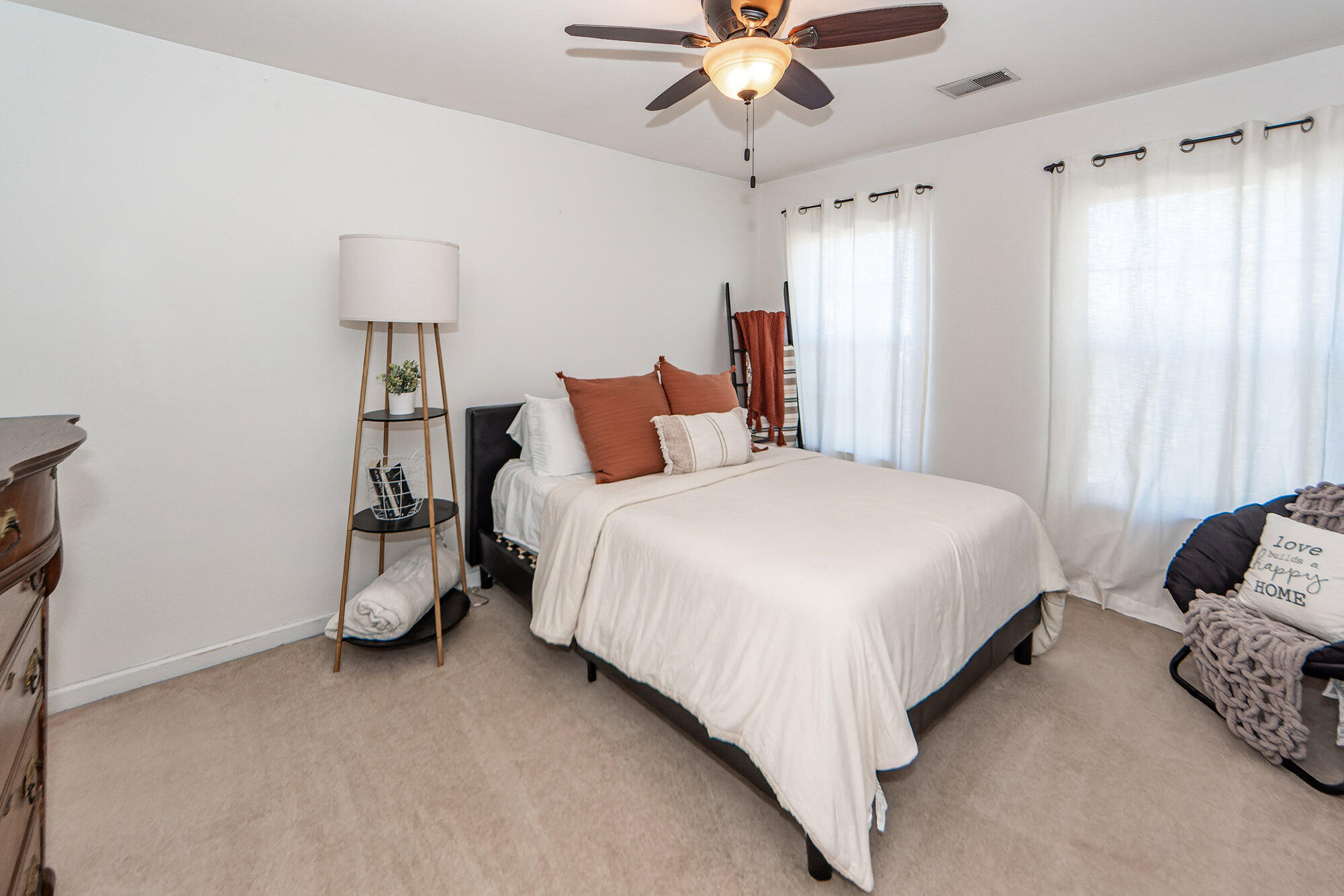 1411 Crossbill Trail