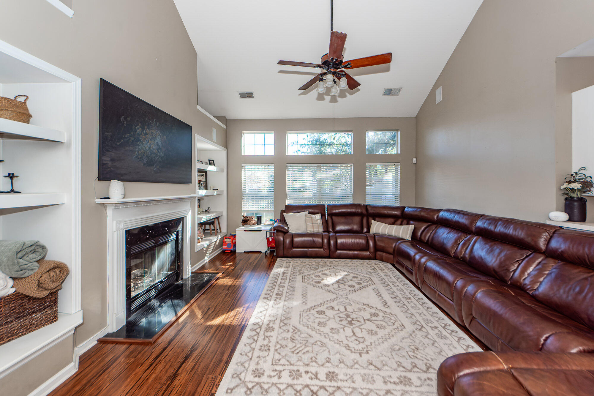 1411 Crossbill Trail