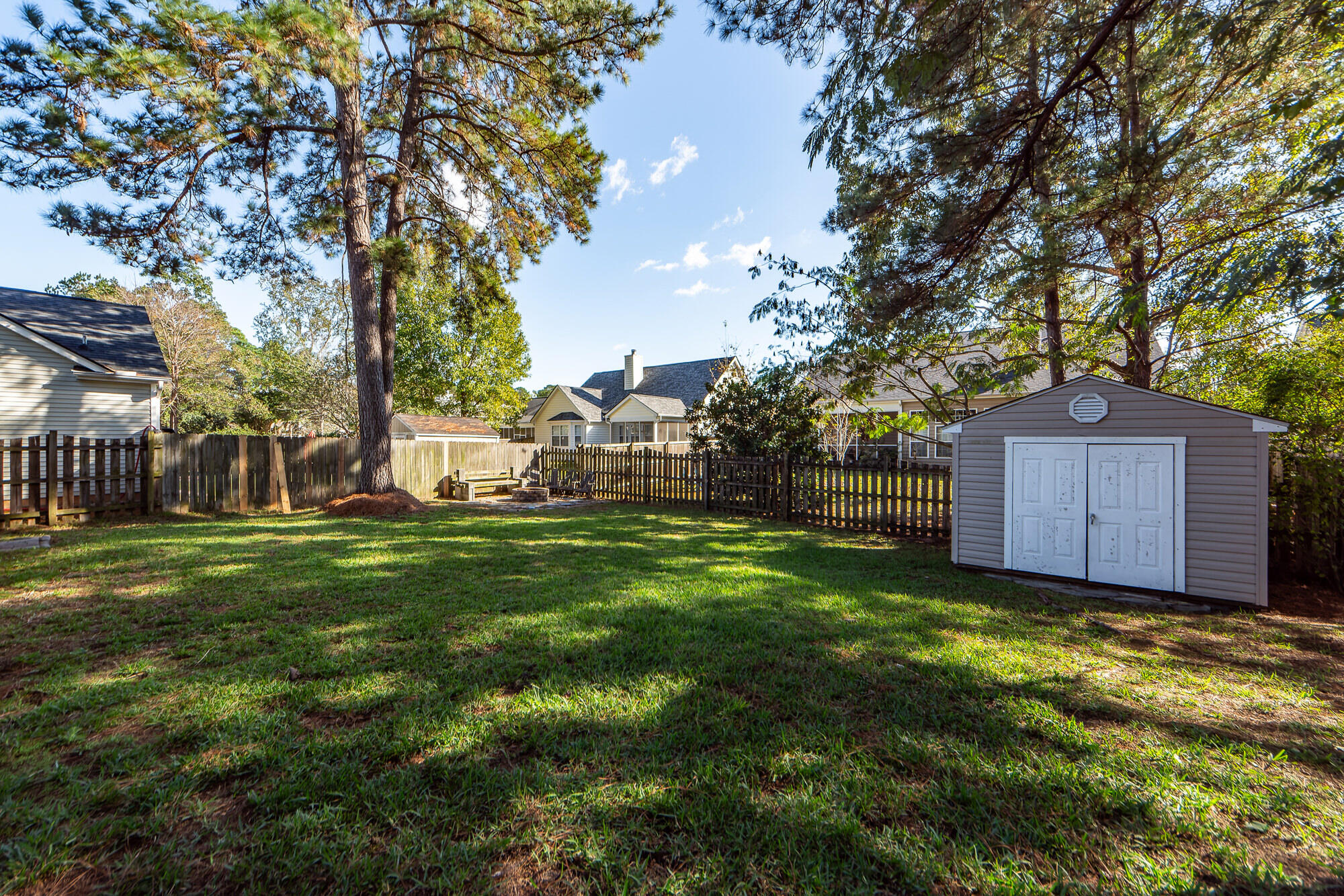 1411 Crossbill Trail