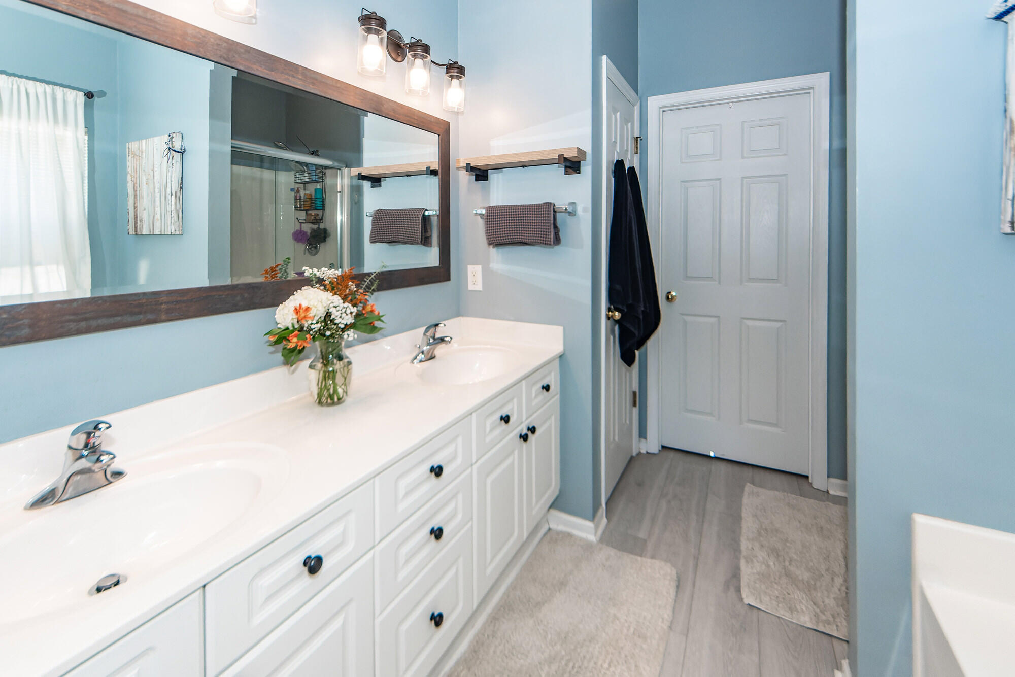 1411 Crossbill Trail