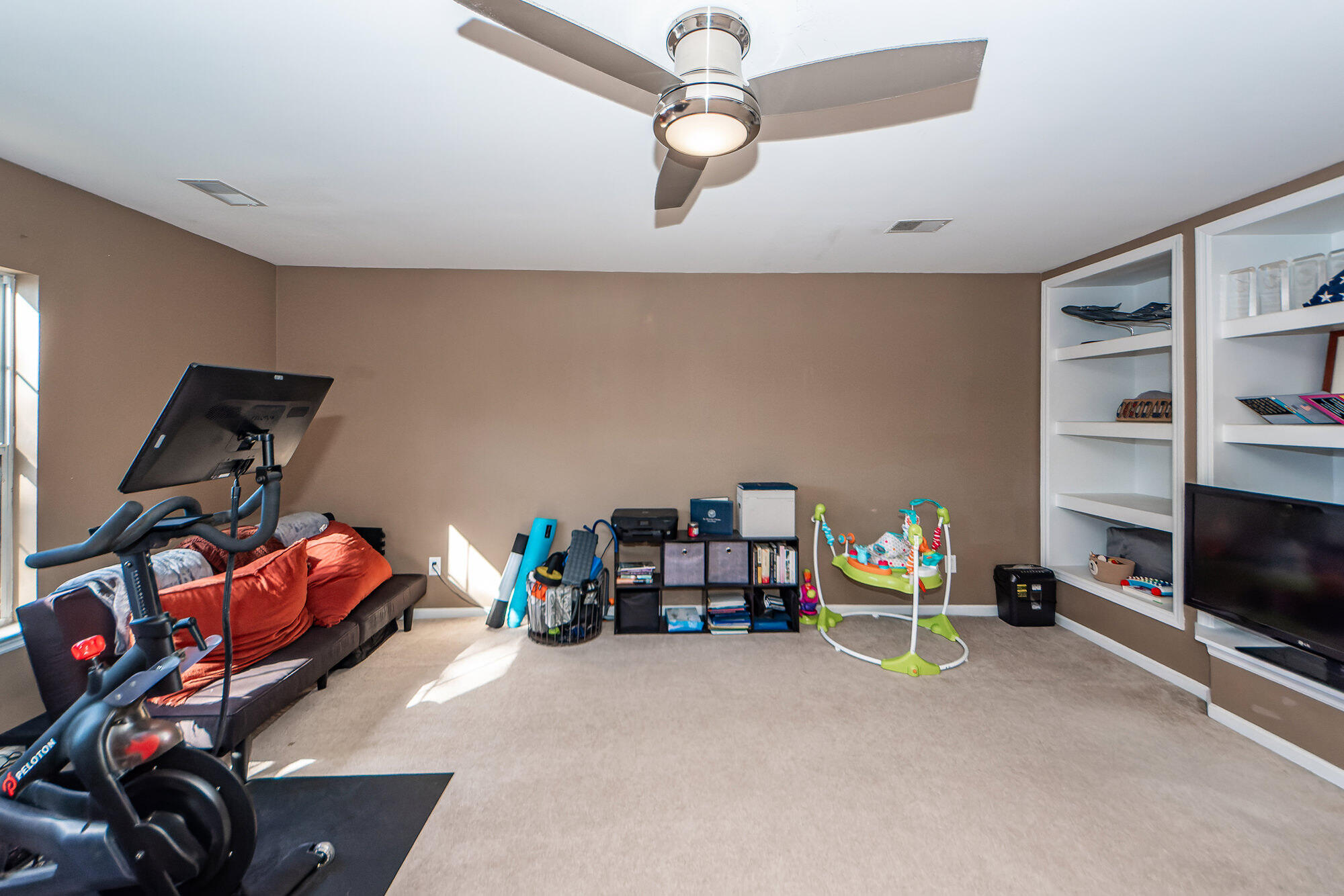 1411 Crossbill Trail